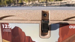 Canyon Coolers Outfitter 125 QT (118 L) Sandstone -camping shop 946f6295e7b4 DSC00763 827be5