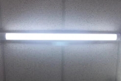 KEDRON LED 40 Watt 48 Inch 120vAC Cool White Linkable -camping shop IMG 1110